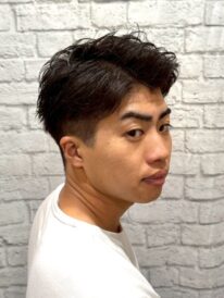 束感が素敵なショートスタイル 正面