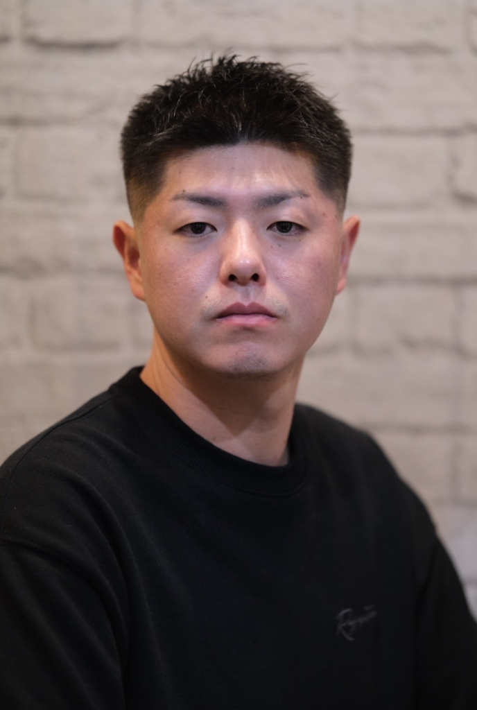 アップバングフェードスタイル 正面