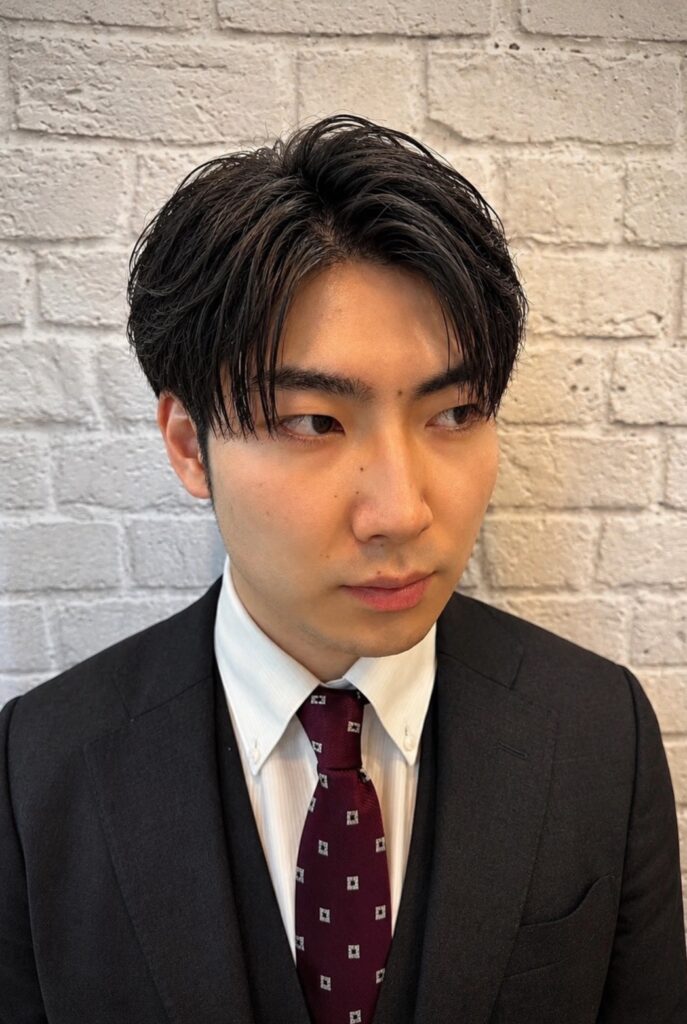 大人気！ツーブロックビジネススタイル 正面